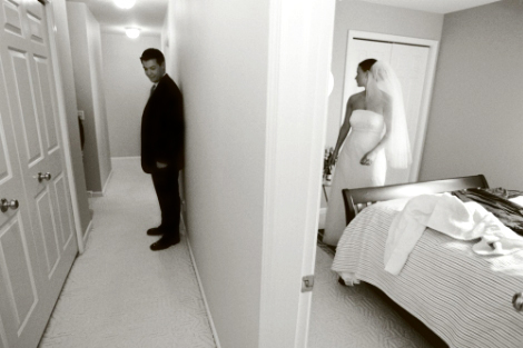 Michigan wedding photojournalist is a MI wedding photographer who captures moments