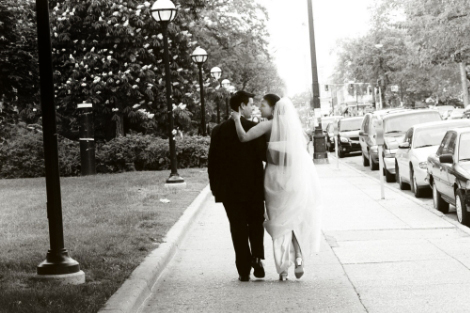 This Oakland County wedding photographer in MI has many photoalbums and portfolios to view