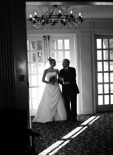 This Ann Arbor wedding photographer shoots wedding photography with passion