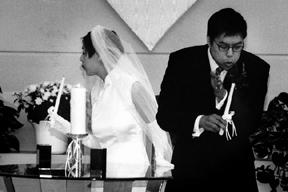 Detroit wedding photojournalist takes wedding photographs in Michigan