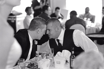 This Oakland County wedding photographer in MI has many photo albums and galleries to view