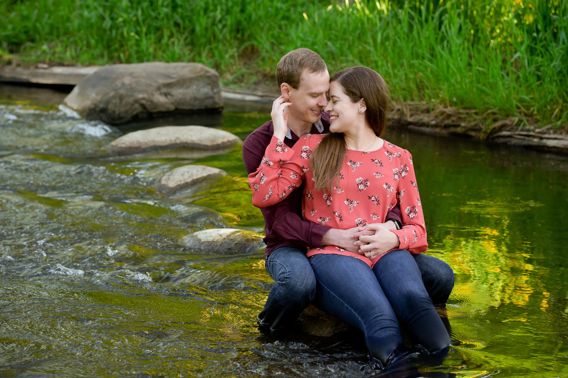 Detroit engagement photographer's natural, cozy engagement photos in a park in Rochester, Michigan for a fun and low key engagement session.