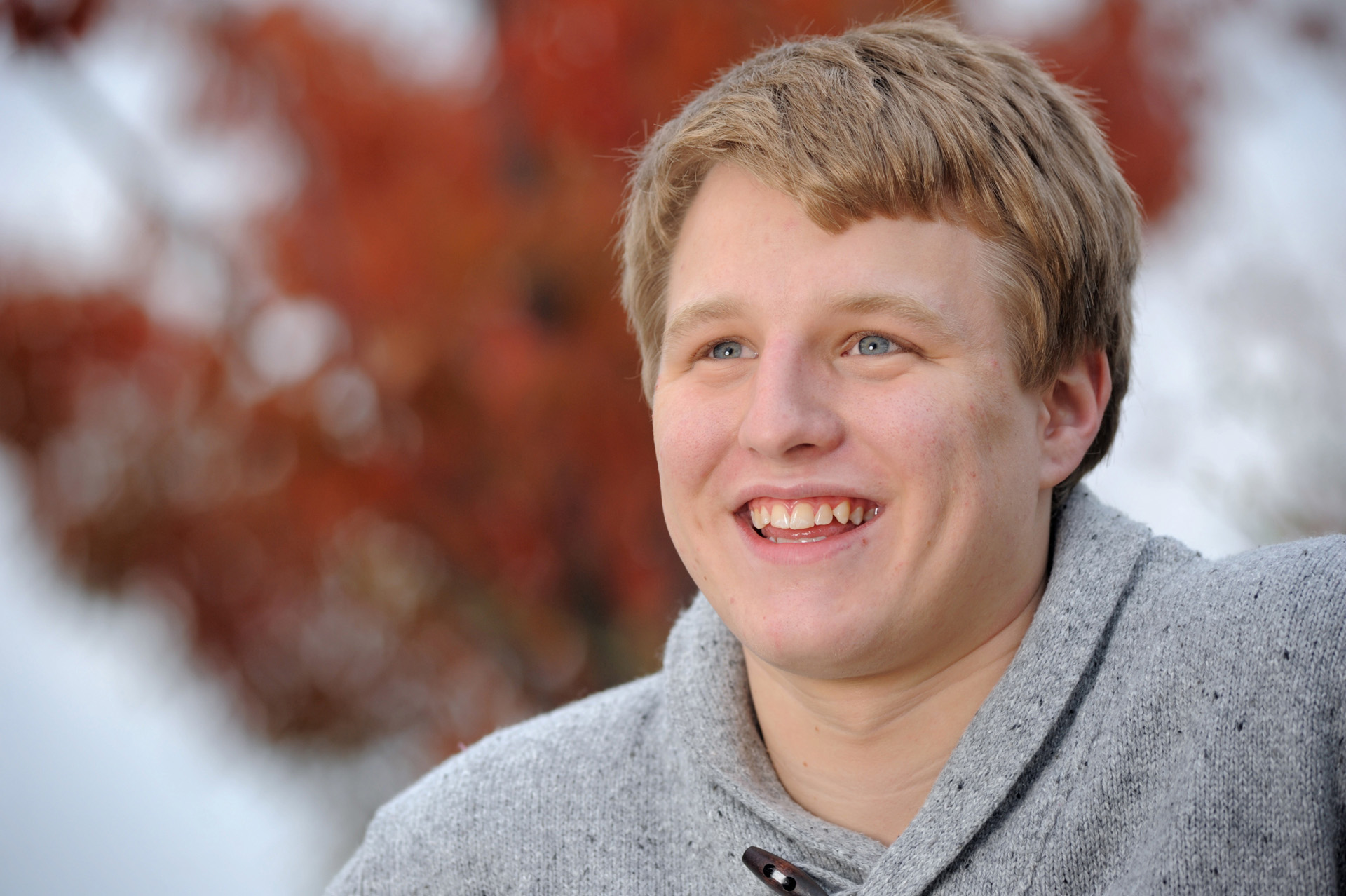 Best Detroit senior photographer's high school senior picture of classic fall senior photo  from downtown Detroit, Michigan.
