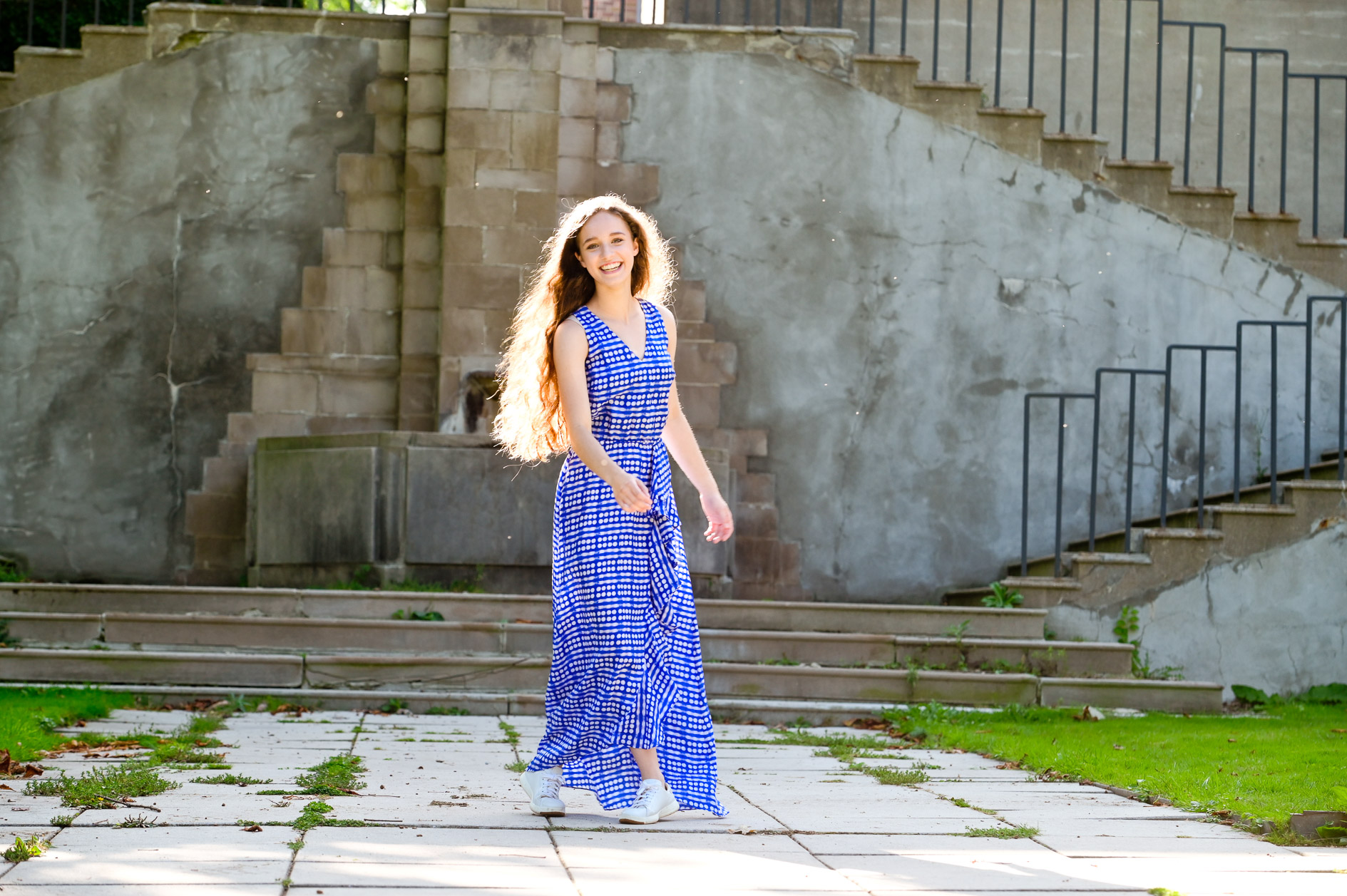 Using light and shadows for creative, artist senior dance photographs.