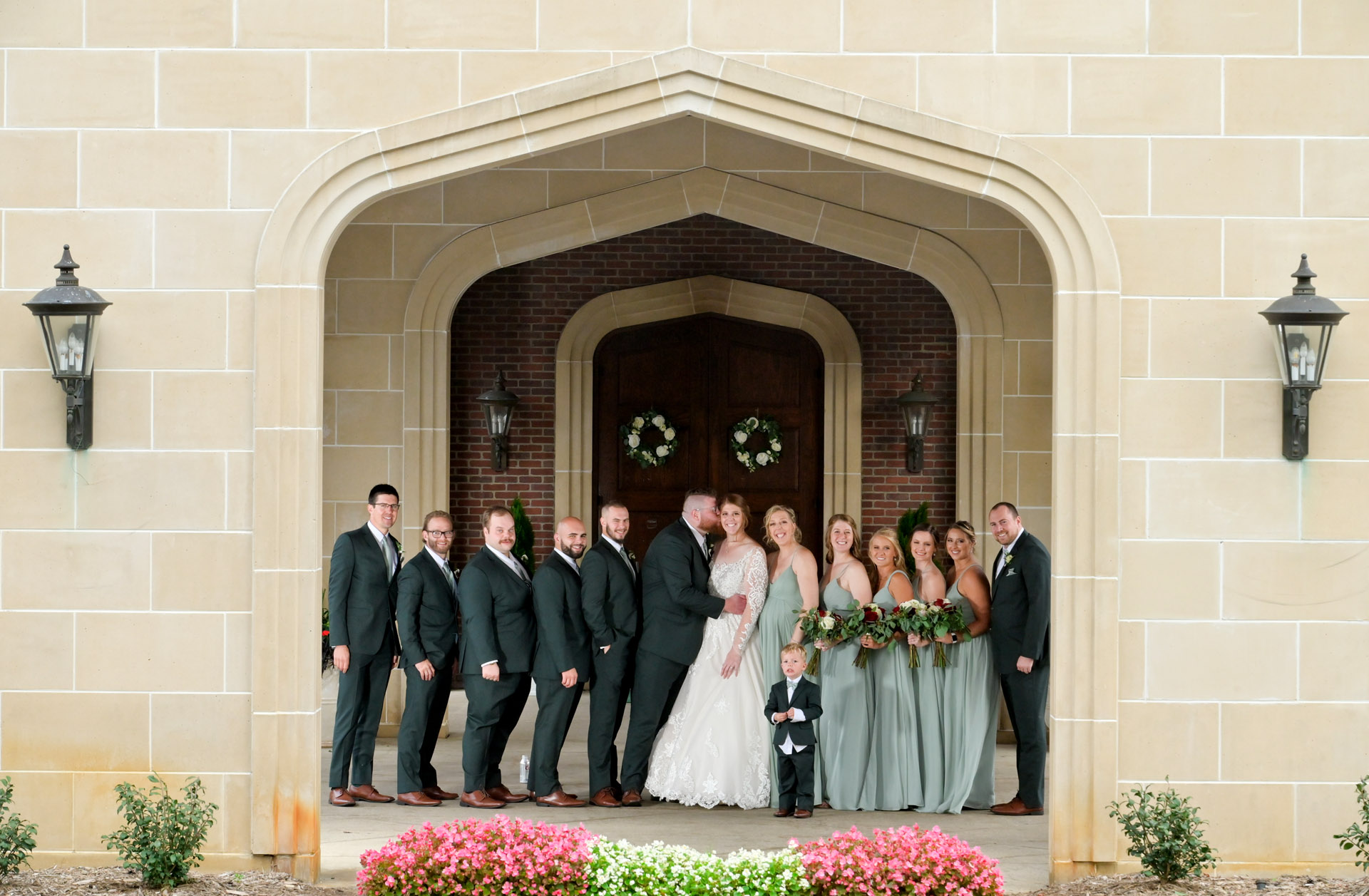 The wedding party as seen at Warwick Hills Golf Course in Grand Blanc, Michigan.