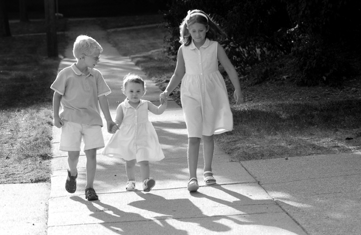 Michigan family photos taken at your home
