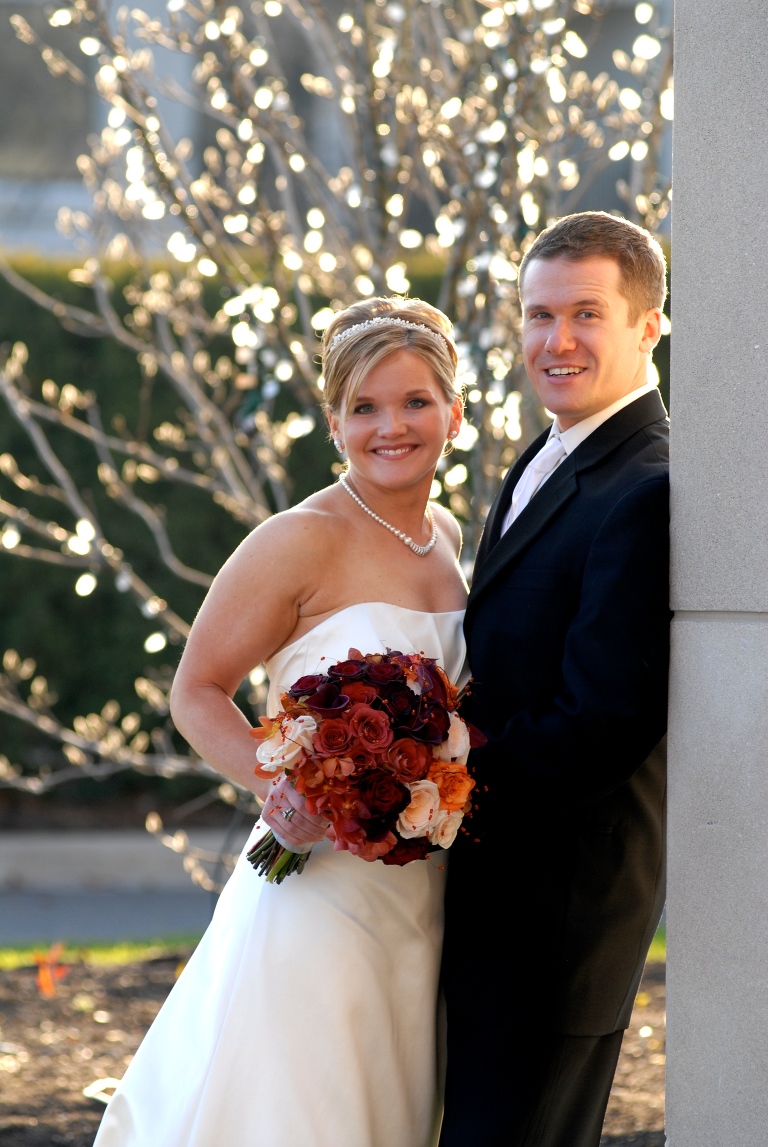 Detroit Winter Wedding Photography with a cold couple at the Royal Park Hotel.