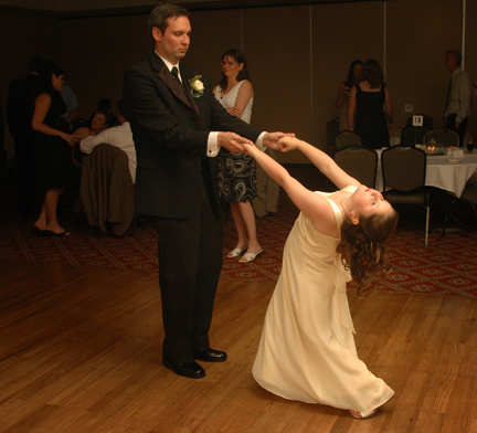 wedding photo gallery and photo albums photographed by a Troy Michigan wedding photojournalist