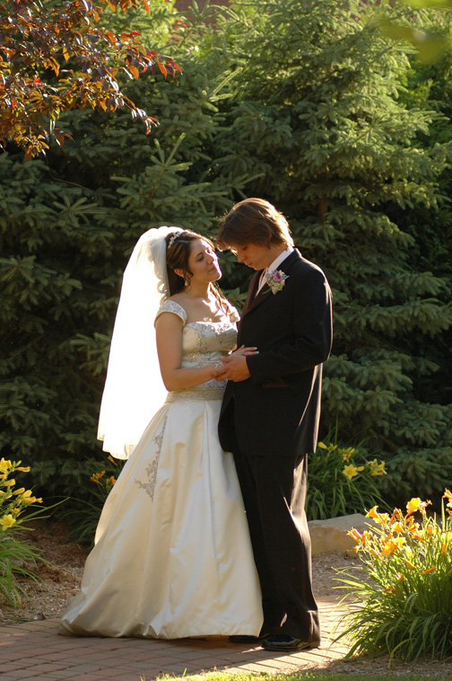 Michigan wedding photojournalist has many portfolios and photoalbums to preview