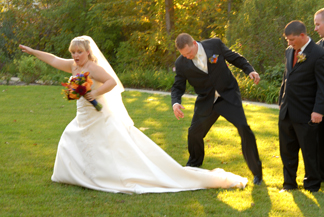 Michigan wedding photographer provides lots of wedding tips